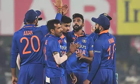 தொடரை முழுமையாக வெல்லுமா இந்திய அணி... இலங்கையுடன் கடைசி ஒரு நாள் போட்டியில் இன்று மோதல்