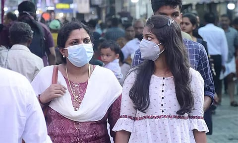 கேரளாவில் பொது இடங்களில் முகக் கவசம் அணிவது கட்டாயம் - மாநில அரசு