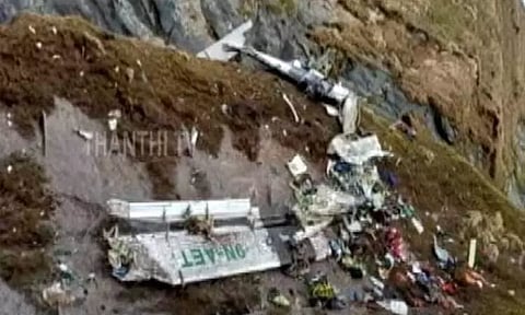 நேபாள விமான விபத்தில் பலியானோர் உடல்கள் குடும்பத்தினரிடம் ஒப்படைப்பு