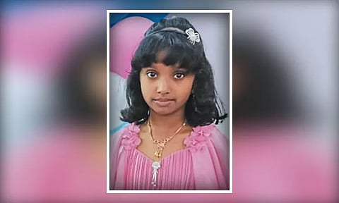 பொங்கல் விடுமுறையை கொண்டாட வந்தபோது பரிதாபம் - நட்சத்திர ஓட்டல் நீச்சல் குளத்தில் தவறி விழுந்த 4-ம் வகுப்பு மாணவி சாவு