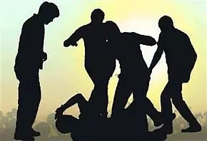 இரு தரப்பினர் மோதல்18 பேர் மீது வழக்கு