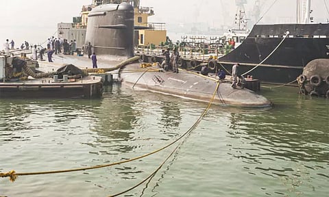 அதிநவீன தொழில்நுட்ப வசதிகளுடன் உள்நாட்டில் கட்டப்பட்ட நீர்மூழ்கி போர்க்கப்பல் 'வகிர்'23-ந் தேதி கடற்படையில் இணைப்பு