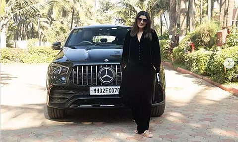 ரூ.1.64 கோடி மதிப்பிலான சொகுசு காரை தனக்கு தானே பரிசாக அளித்த பிரபல நடிகை