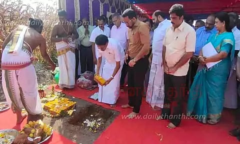 மாவட்டத்தில் அனைத்து நகராட்சிகளிலும் புறவழிச்சாலை