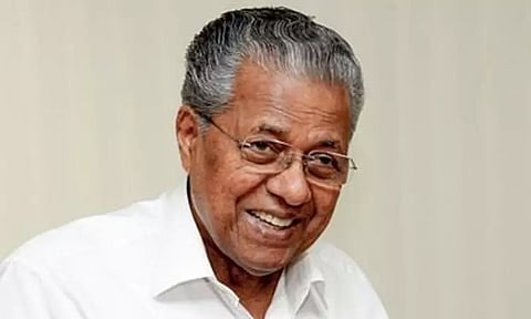 கேரள முதல் மந்திரியை சமூக வலைதளத்தில் விமர்சித்த போலீஸ் அதிகாரி மீது நடவடிக்கை