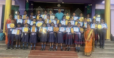 பள்ளி மாணவர்கள் சாதனை