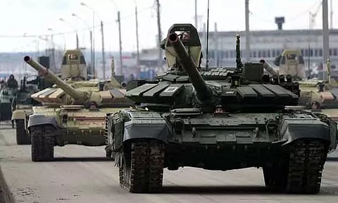 உக்ரைன் ராணுவத்திற்கு பீரங்கிகள் வழங்கப்போவதாக அமெரிக்கா, ஜெர்மனி அறிவிப்பு