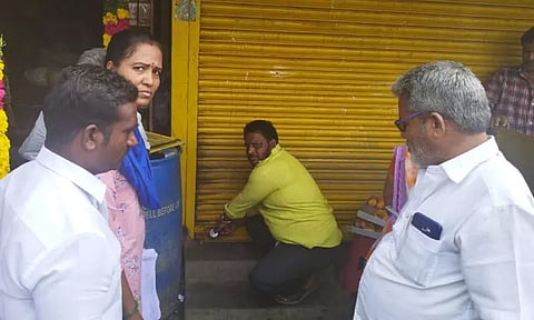 வாடகை செலுத்தாத கடைகளுக்கு `சீல்'