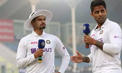 ஆஸ்திரேலியாவுக்கு எதிரான முதல் டெஸ்ட் போட்டியில் இருந்து ஷ்ரேயாஸ் விலகல்..? - சூர்யகுமார் யாதவ் இடம்பெற வாய்ப்பு...!