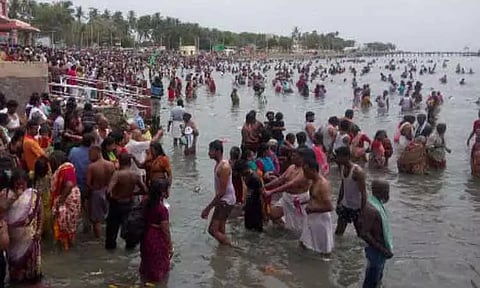 தெப்ப திருவிழாவையொட்டி 5-ந் தேதி தீர்த்த கிணறுகளில் நீராட அனுமதி இல்லை