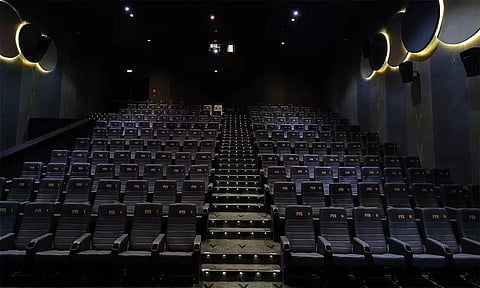 இந்தியாவிலேயே முதன் முறையாக சென்னை விமான நிலையத்தில் 5 திரைகள் கொண்ட திரையரங்கம் திறப்பு