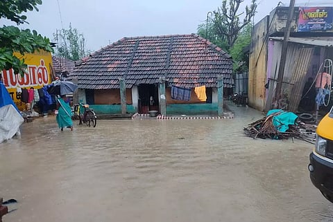 மாவட்டத்தில் கொட்டித்தீர்த்த கனமழை