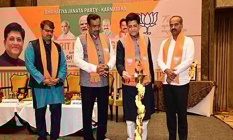 ரெயில்வே திட்டங்களுக்காக கர்நாடகத்திற்கு ரூ.7,561 கோடி நிதி ஒதுக்கீடு - மத்திய மந்திரி பியூஸ்கோயல்