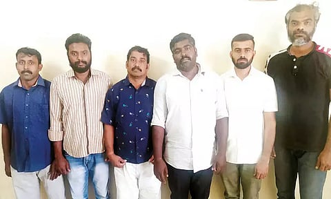 இந்து அறநிலையத்துறையில் வேலை வாங்கி தருவதாக கூறி கோடிக்கணக்கில் மோசடி; 6 பேர் கைது