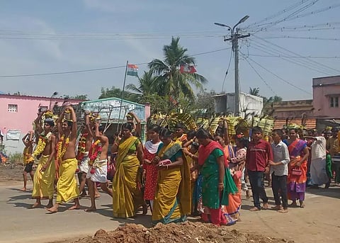 முருகன் கோவில்களில் சிறப்பு பூஜை