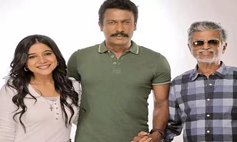 சினிமா விமர்சனம் : நான் கடவுள் இல்லை