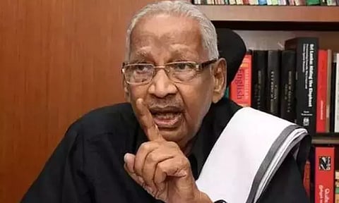 வேதங்களை சொல்லிக்கொடுக்கும் வேலையில் கவர்னர் ஈடுபடுவாரேயானால் மக்கள் கிளர்ச்சிக்கு வித்திடும் - கி.வீரமணி