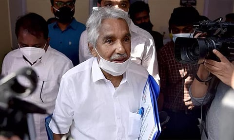 உம்மன் சாண்டி மருத்துவமனையில் அனுமதி: உடல்நிலை சீராக உள்ளதாக தகவல்