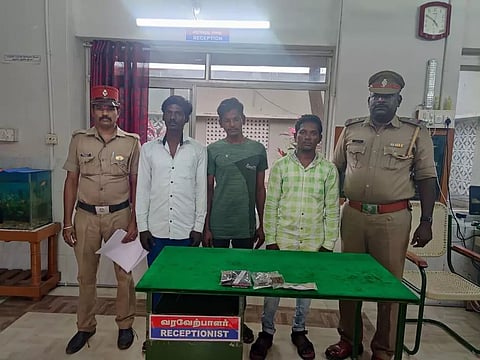 கஞ்சா விற்ற சிறுவன் உள்பட 4 பேர் கைது