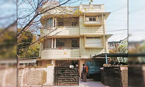 தியாகராயநகர் துணிக்கடை குடோனில் துணிகரம்: ரூ.28 லட்சம் மதிப்புள்ள பட்டுப்புடவைகள் கொள்ளை