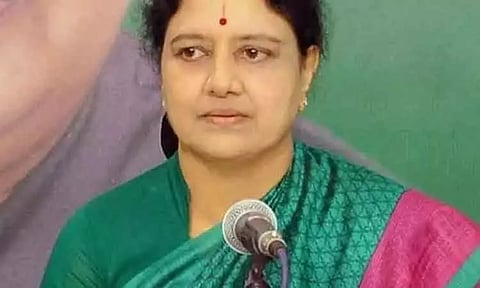 கனமழையால் பாதிப்படைந்த விவசாயிகளுக்கு உடனடியாக நிவாரணம் வழங்க வேண்டும் - வி.கே.சசிகலா வலியுறுத்தல்