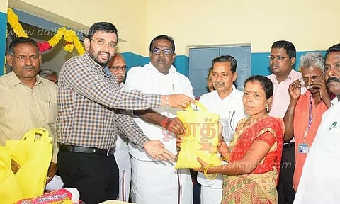 புதிய ரேஷன் கடை திறப்பு