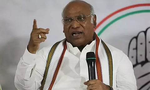 நான் பேசியதை அவைக்குறிப்பில் இருந்து நீக்குவதா? மல்லிகார்ஜுன கார்கே கண்டனம்