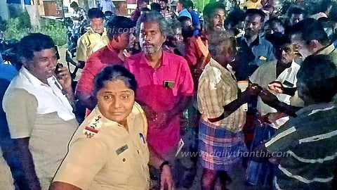 சிறுத்தைப்புலியை பிடிக்ககோரி பொதுமக்கள் சாலை மறியல் முயற்சி