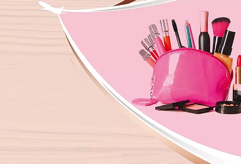 பயணத்துக்கான 'மேக்கப் கிட்'