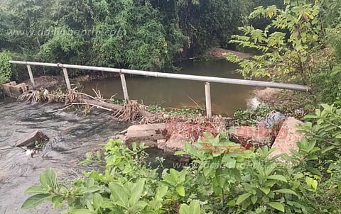 ஆற்றின் குறுக்கே புதிய தடுப்பணை கட்டப்படுமா?