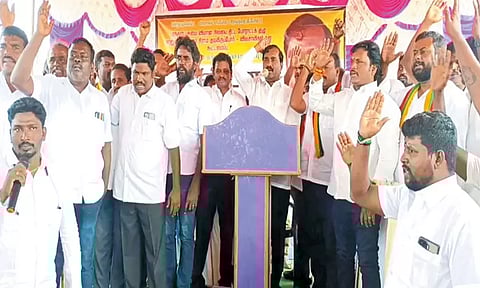 பரந்தூர் விமான நிலையம் அமைக்க எதிர்ப்பு; 200-வது நாளாக பொதுமக்கள் போராட்டம்