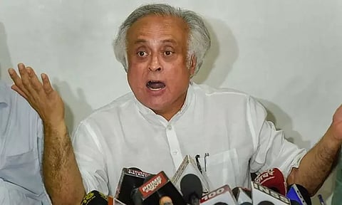 அதானி விவகாரம்; அமைதியாக இருக்கும்படி மிரட்டுகின்றனர்: காங்கிரஸ் மூத்த தலைவர் பரபரப்பு குற்றச்சாட்டு