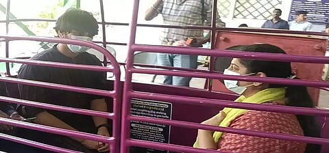 நடிகர் கவுதம் கார்த்திக் சாமி தரிசனம்