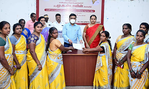 15,176 மகளிர் சுயஉதவிக்குழு உறுப்பினர்களுக்கு ரூ.15½ கோடி கடன் தள்ளுபடி