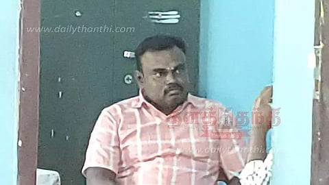 கோழிப்பண்ணைக்கு மின்சார இணைப்பு வழங்க விவசாயியிடம் ரூ.3 ஆயிரம் லஞ்சம் வாங்கிய மின்வாரிய ஊழியர் கைது