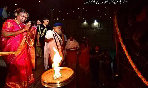 முக்திக்கான வழிகாட்டி சிவன்- ஈஷா யோகா மைய விழாவில் ஜனாதிபதி பேச்சு