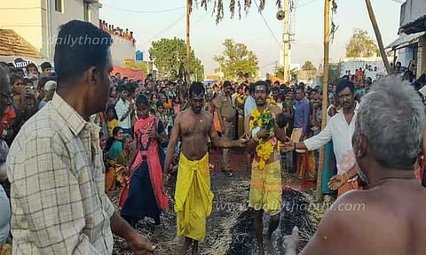 சிவகிரிஎல்லை மாகாளியம்மன் கோவில் குண்டம் விழா