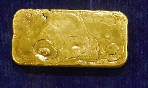 திருச்சி விமான நிலையத்தில் ரூ.16 லட்சம் கடத்தல் தங்கம் பறிமுதல்