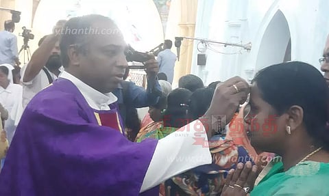 வேளாங்கண்ணி பேராலயத்தில் சிறப்பு திருப்பலி