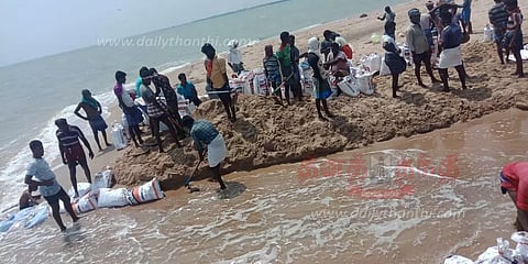 முகத்துவாரத்தில் மணல் திட்டுகள் அகற்றப்படுமா?