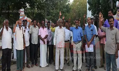 Postal workers protest