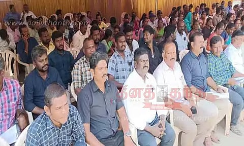 26 அம்ச கோரிக்கைகளை வலியுறுத்தி நில அளவையர்கள் உண்ணாவிரத போராட்டம்