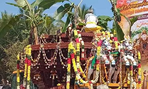 உச்ச மாகாளியம்மன் கோவில் தேர் வெள்ளோட்டம்