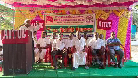 ஒகேனக்கல்லில்மசாஜ் தொழிலாளர்கள் சங்க பேரவை கூட்டம்