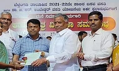 என்ஜினீயர்கள், அரசு அதிகாரிகளை கடிந்து கொண்ட மந்திரி சோமண்ணா