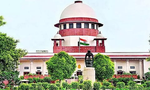 திருமணம் செய்து கொள்ளாமல் சேர்ந்து வாழும் ஜோடிகளின் உறவை பதிவுசெய்ய உத்தரவிட வேண்டும்; சுப்ரீம் கோர்ட்டில் பொதுநல வழக்கு தாக்கல்