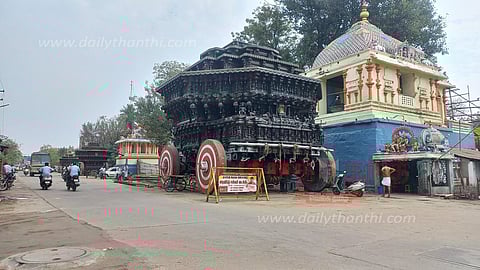 திருவாரூர் தியாகராஜர் கோவில் ஆழித்தேர் கண்ணாடி கூண்டு அகற்றப்பட்டது