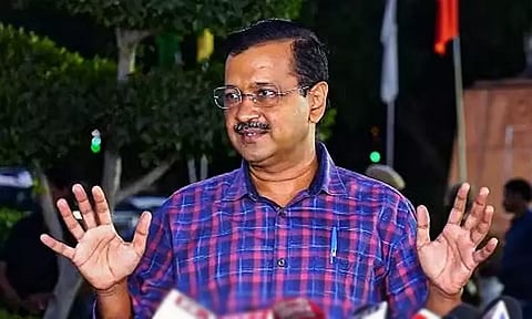 "மணீஷ் சிசோடியா இன்று பா.ஜனதாவில் இணைந்தால்...!!" - ஆம் ஆத்மி கட்சி தலைவர்கள் கைது குறித்து கெஜ்ரிவால் கிண்டல்