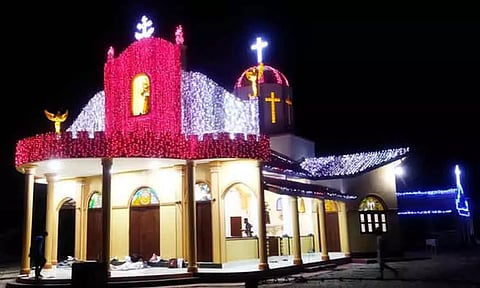 மின் அலங்காரத்தில் கச்சத்தீவு ஆலயம்