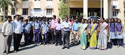 பள்ளி மாணவர்களுக்கான களப்பயணம்